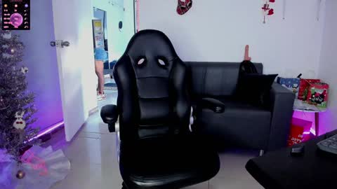 zhoestrong online show from 01-06-25, 10:26