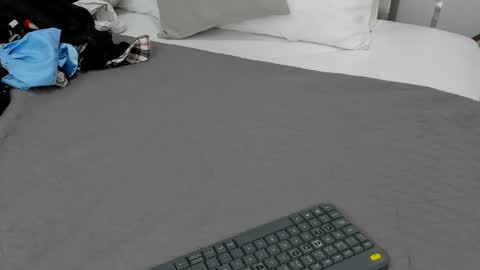 zia online show from 02-12-25, 11:07