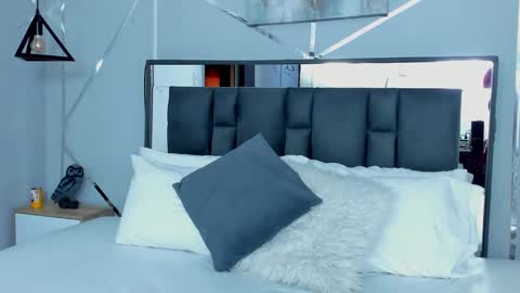 zia online show from 02-18-25, 12:17