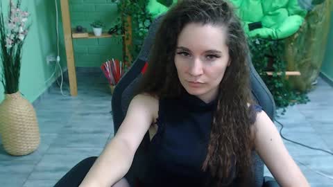 zianichols online show from 02-07-25, 10:20