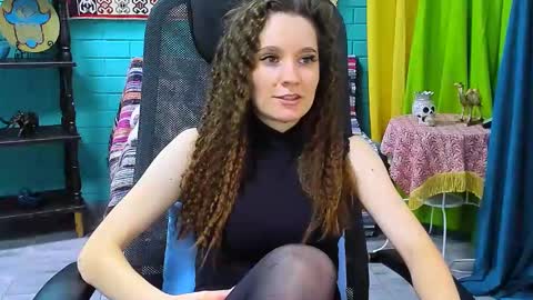 zianichols online show from 02-11-25, 12:16