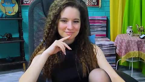 zianichols online show from 02-18-25, 01:55