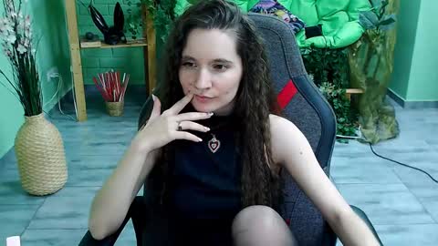 zianichols online show from 03-11-25, 09:26