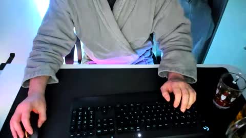 ziemlichflutschig online show from 01-12-25, 08:14