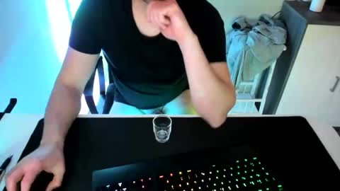 ziemlichflutschig online show from 03-05-25, 05:39