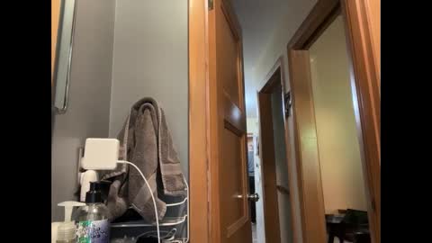 Snapshot of zinger283069 chatting on 01-06-25, 09:32 zinger283069 online show from 01-06-25, 09:32