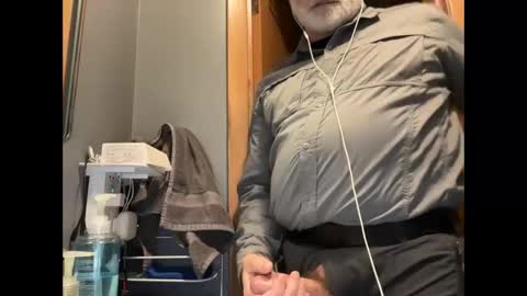 zinger283069 online show from 11-03-25, 06:31