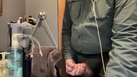 zinger283069 online show from 12-18-25, 08:26