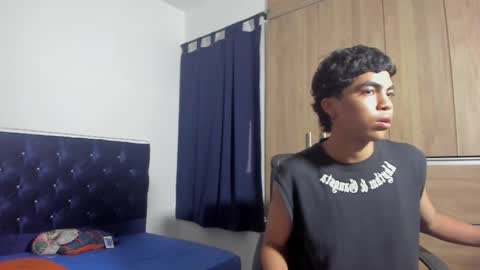zinhuella420 online show from 10-25-25, 08:03