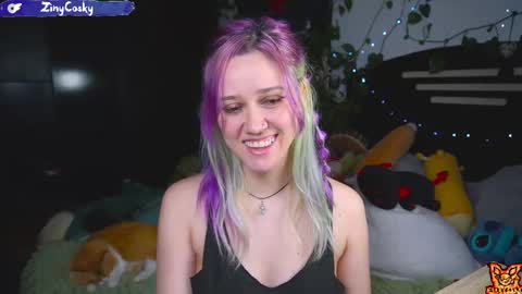 Snapshot of ziny_cosky chatting on 10-25-25, 02:52 Ziny Cosky online show from 10-25-25, 02:52