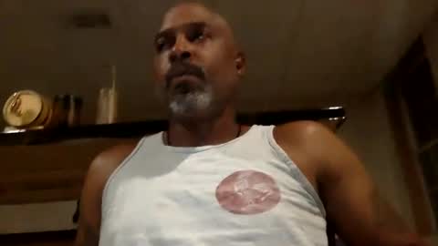 zionlion22 online show from 09-25-25, 03:32