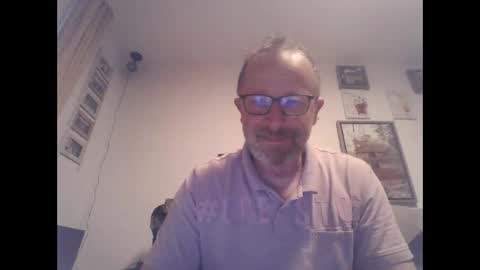 Snapshot of zippi55 chatting on 09-20-25, 08:32 Zippi online show from 09-20-25, 08:32