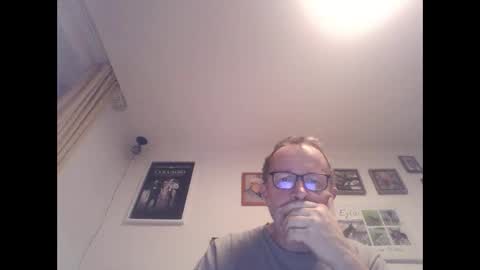 Snapshot of zippi55 chatting on 10-14-25, 05:30 Zippi online show from 10-14-25, 05:30