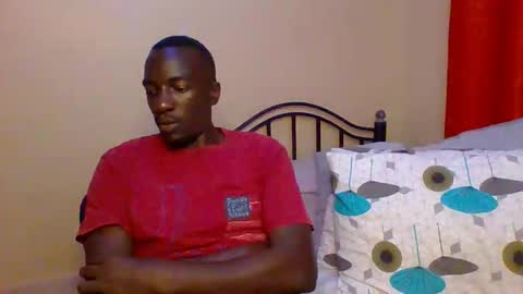 Snapshot of zlatann2012 chatting on 01-29-25, 07:00 Zlatann2012 online show from 01-29-25, 07:00