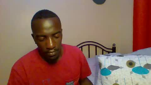 Snapshot of zlatann2012 chatting on 01-30-25, 01:11 Zlatann2012 online show from 01-30-25, 01:11