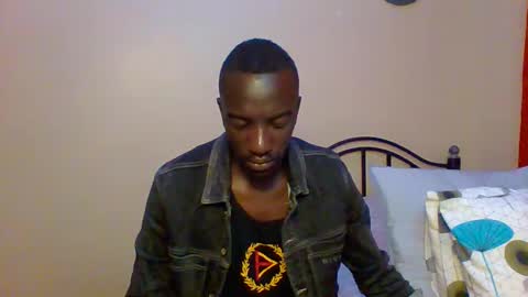 Snapshot of zlatann2012 chatting on 02-02-25, 01:55 Zlatann2012 online show from 02-02-25, 01:55