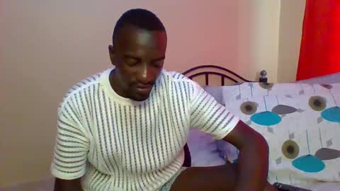 Snapshot of zlatann2012 chatting on 02-02-25, 12:46 Zlatann2012 online show from 02-02-25, 12:46