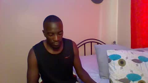 Snapshot of zlatann2012 chatting on 02-11-25, 12:37 Zlatann2012 online show from 02-11-25, 12:37