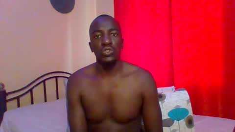 Snapshot of zlatann2012 chatting on 02-14-25, 05:51 Zlatann2012 online show from 02-14-25, 05:51