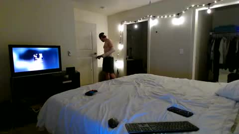 Snapshot of zmatthew859 chatting on 02-05-26, 05:45 Alfa matt69 online show from 02-05-26, 05:45