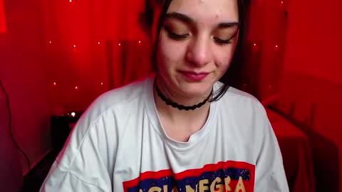 Snapshot of zoe_0111 chatting on 02-06-25, 07:29 zoe_0111 online show from 02-06-25, 07:29