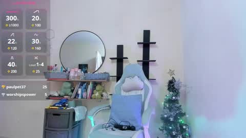 Snapshot of zoe_37 chatting on 12-12-24, 03:10 zoe_37 online show from 12-12-24, 03:10