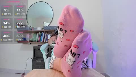 Snapshot of zoe_37 chatting on 01-23-25, 02:17 zoe_37 online show from 01-23-25, 02:17