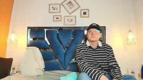 Zoe and dylan  online show from 02-24-26, 12:25