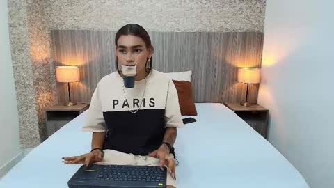 Zoe online show from 12-15-25, 11:25