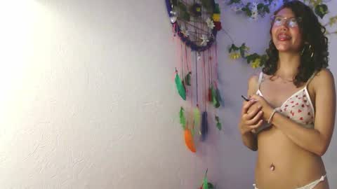 zoe_ch_ online show from 09-16-25, 01:17