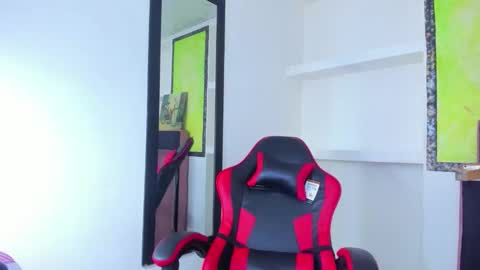 Z O E online show from 02-04-26, 08:47