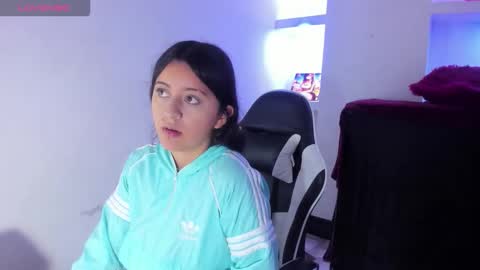 Z O E online show from 02-19-26, 08:05