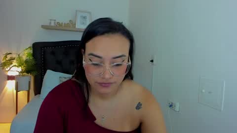 Zoe  online show from 03-08-25, 12:09