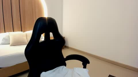 Zoe  online show from 03-06-26, 12:12