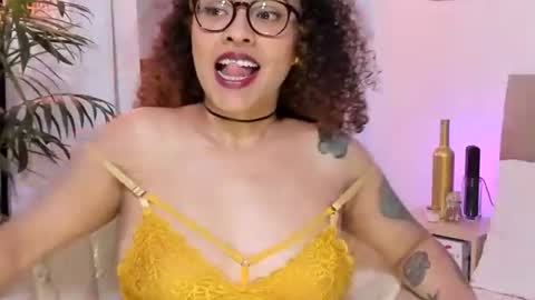 Zoe Gruber online show from 11-27-25, 12:56