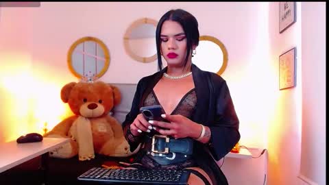 zoe_hecate online show from 09-28-25, 06:24