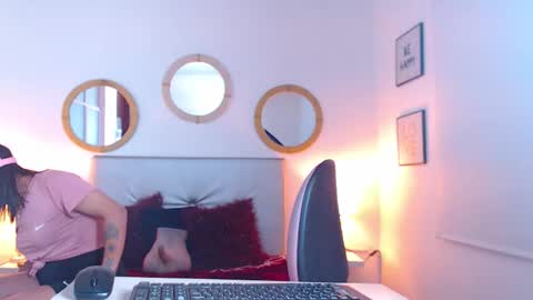 zoe_hecate online show from 02-04-26, 11:05