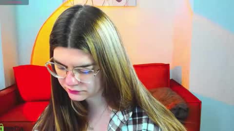 Snapshot of zoe_j0y chatting on 03-02-26, 03:52 Zoe online show from 03-02-26, 03:52