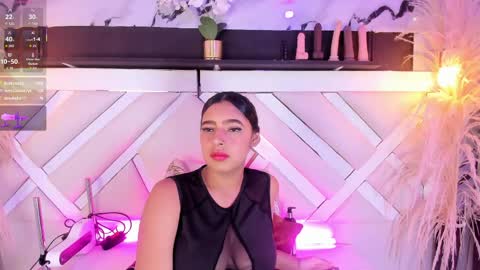 Zoey  online show from 04-24-26, 11:29