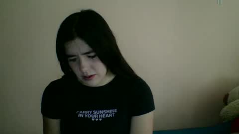 Zoe online show from 11-04-25, 04:28