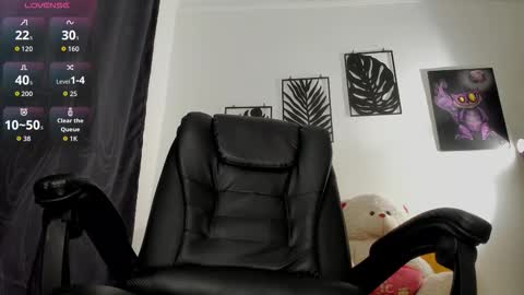 zoe_millerx online show from 12-18-25, 01:28