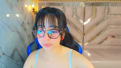 Zoe  online show from 09-26-25, 03:54