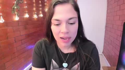 Snapshot of zoe_ringer chatting on 10-03-25, 01:52 Zoe  online show from 10-03-25, 01:52