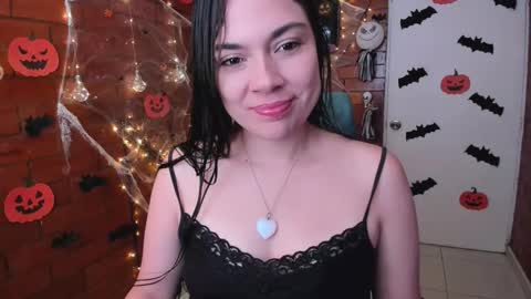 Snapshot of zoe_ringer chatting on 10-28-25, 03:14 Zoe  online show from 10-28-25, 03:14