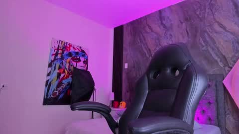 zoe_rosse00 online show from 09-21-25, 07:37