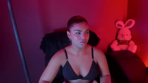 Zoe online show from 10-29-25, 02:58