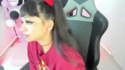 zoe_sullivan_ online show from 12-05-24, 12:55