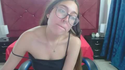 zoe_sweet050 online show from 01-13-26, 08:03