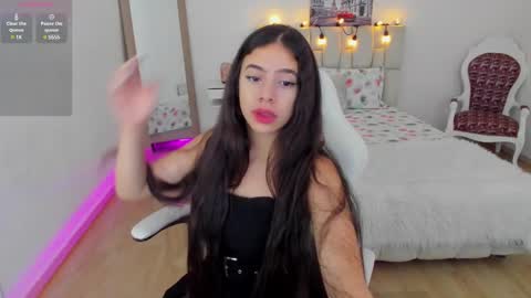 Zoe online show from 02-05-25, 11:12