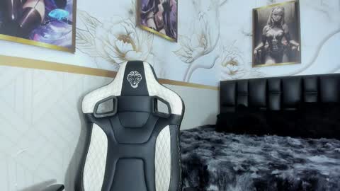 Zoe  online show from 01-13-26, 11:37